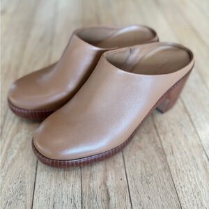 Vince Light Brown Leather Mules